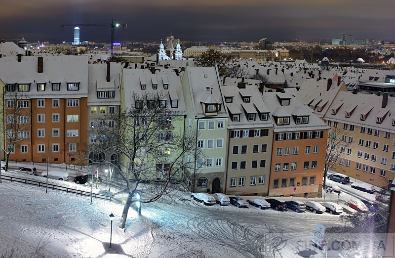 Вид на город Нюрнберг с высоты дворца Кайзера
