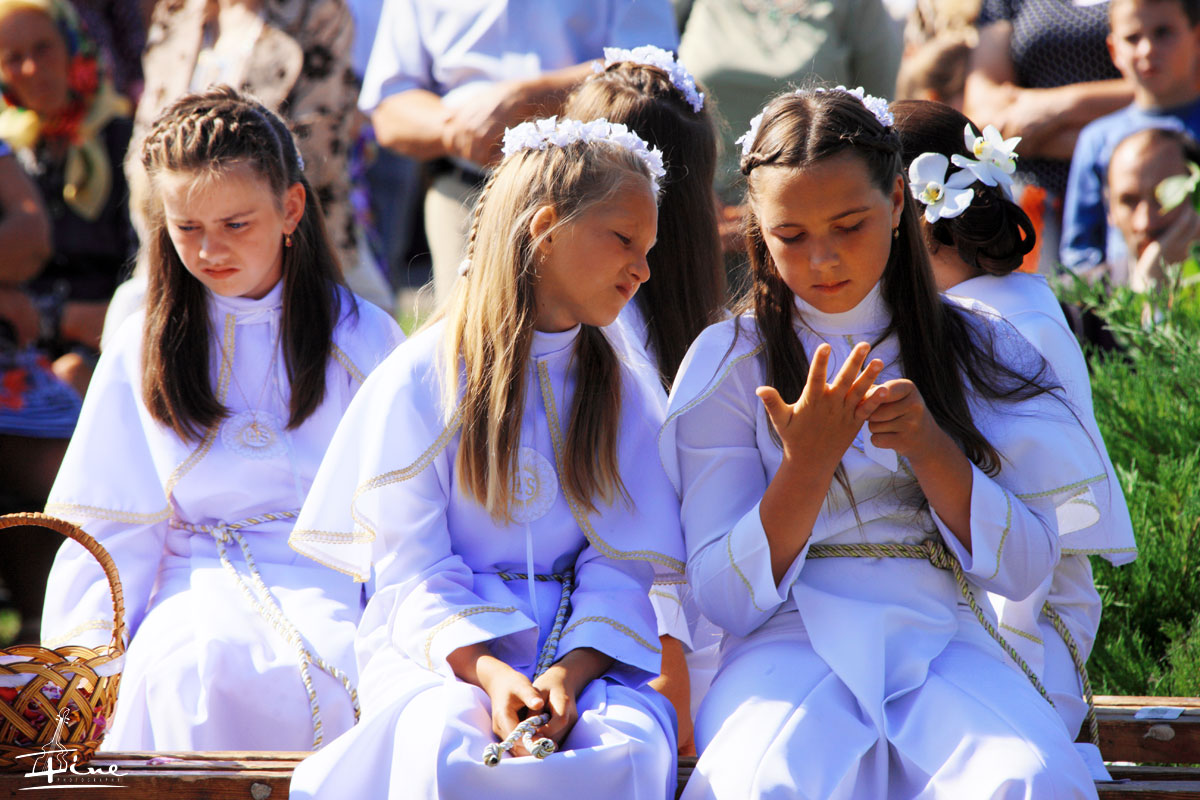 Девочки католички