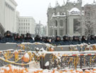 Репортаж с места событий - Дворец Президента Украины тщательно охраняют от народа