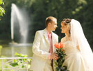 Свадебное 2009 (1) - Какой бы яркий не был окружающий пейзаж - ничто не должно отвлекать внимание от двоих влюбленных