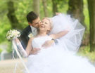 Свадебное 2007 - Легкое сияние, сделанное с помощью специального фильтра передает воздушность кадра и приподнятое настроение молодых 