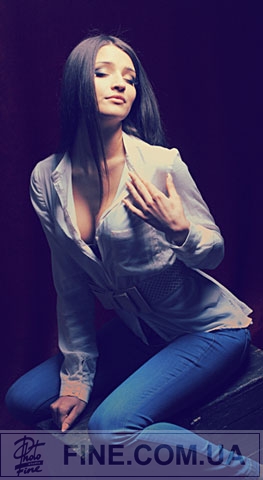     Glamour (:  )